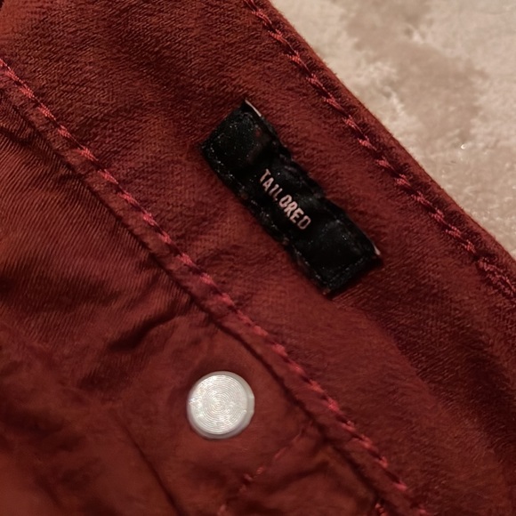 Bonobos Stretch travel jeans 33/34 Tailored fit- burgandy - Picture 9 of 9